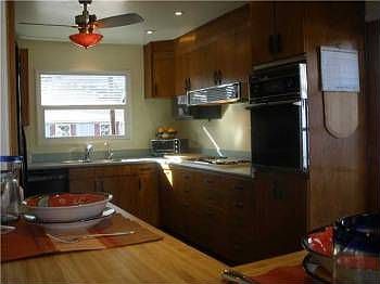 3rd image of 4461 Mount Castle Ave