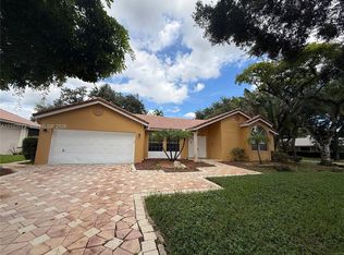 251 NW 118th Ave, Pompano Beach, FL 33071