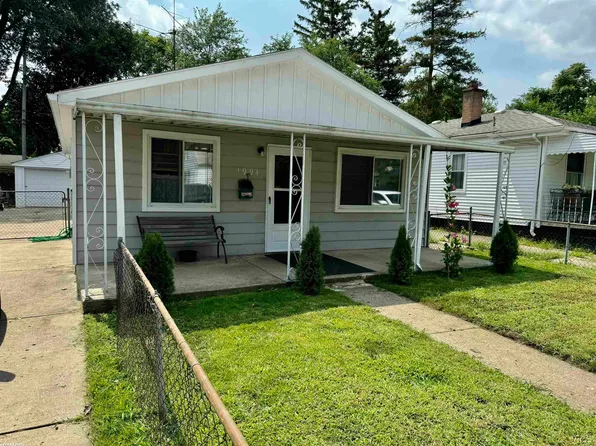 1994 Waltz Ave, Warren, MI 48091
