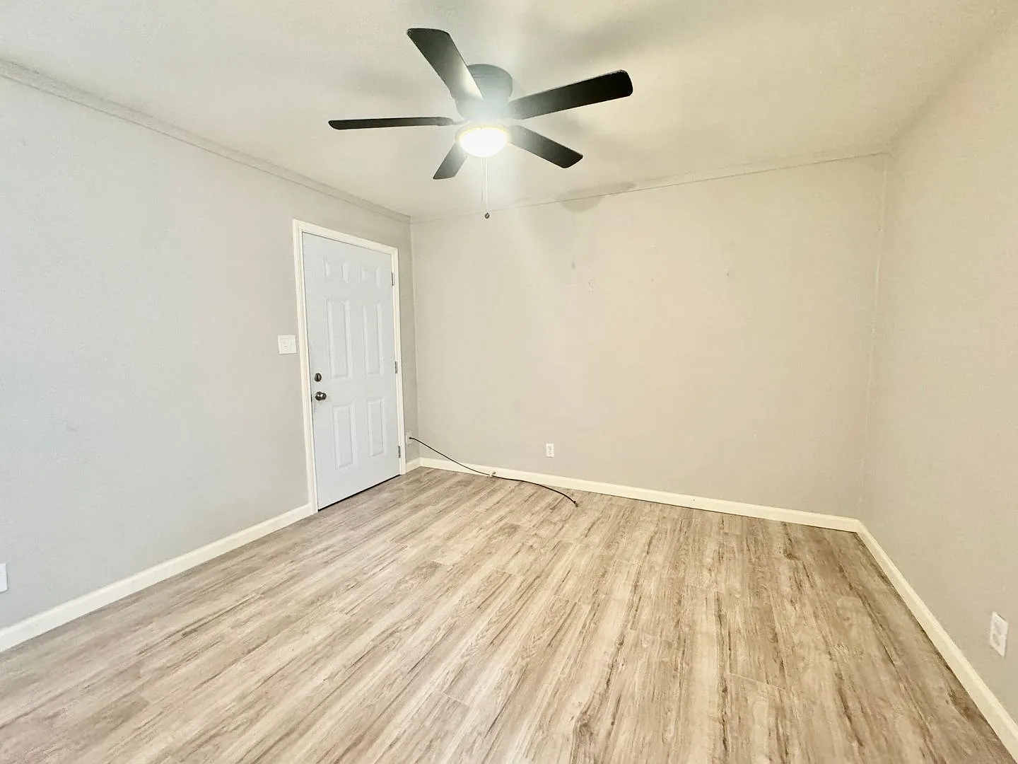 1 bed, 1.0 bath, 550 sqft, $750 — Photo 3