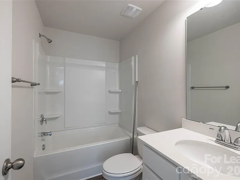 1419 Amhurst St — Photo 36