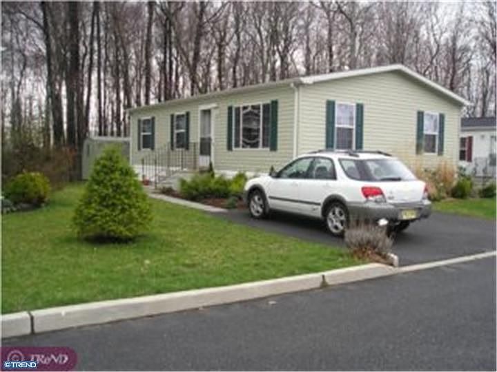 For Sale: 157 Robin Ln, West Deptford Twp, NJ 08066
