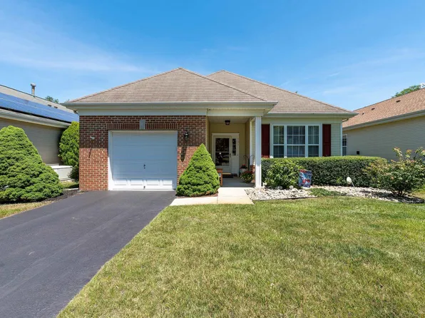 551 Newbury Ct, Galloway, NJ 08205