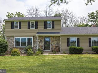 2340 Bergey Rd, Harleysville, PA 19438