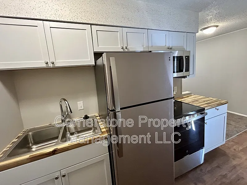 1 bed, 1.0 bath, 550 sqft, $945 — Photo 4