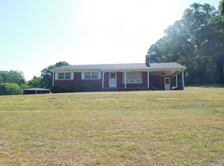 217 Peoples Creek Rd, Gaffney, SC 29340