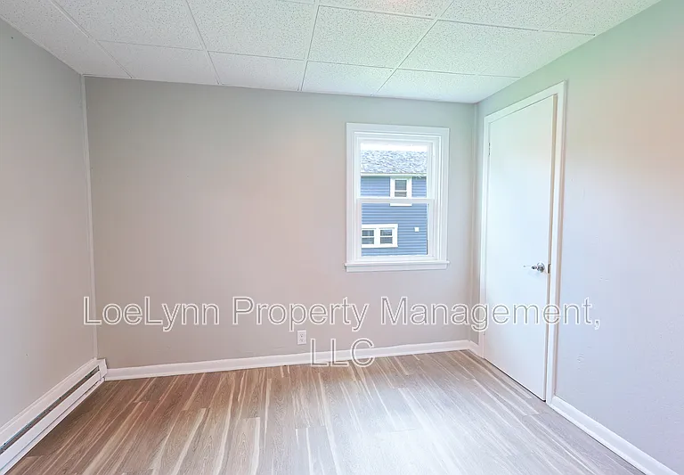 14210 Temple St — Photo 29