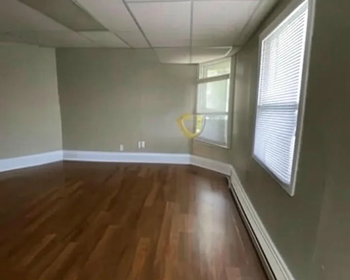 347 Richmond Ave #2 — Photo 2