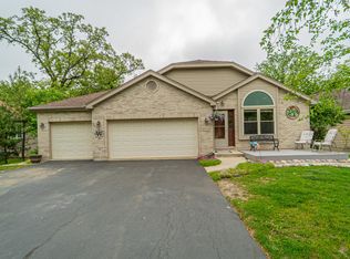 3511 S State St, Crete, IL 60417