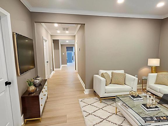 5th image of 1407 Sunken Rd