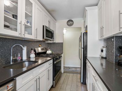 8410 153rd Ave APT 2K, Queens, NY, 11414