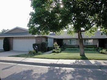 1st image of 994 Oak Hills Way