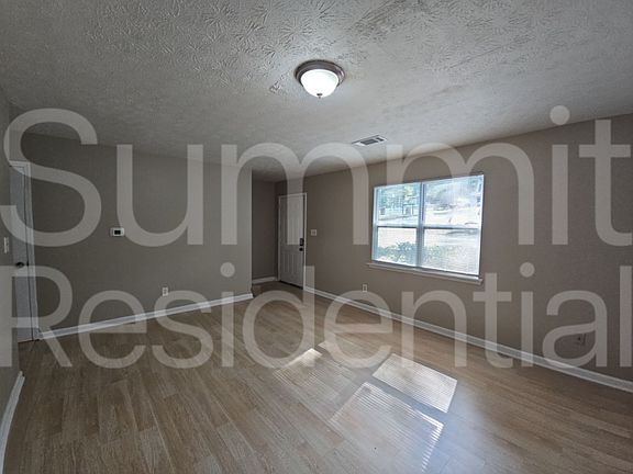 3rd image of 5950 Stonewall Dr APT 1