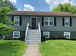 13 Overlook Dr, Bridgeport, WV 26330