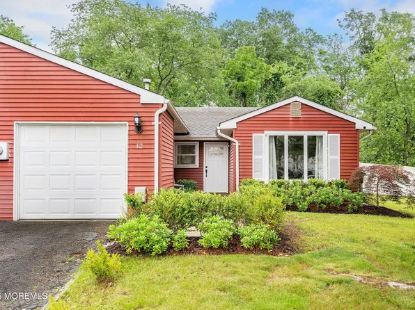 12 Briarcliff Court, Freehold, NJ 07728