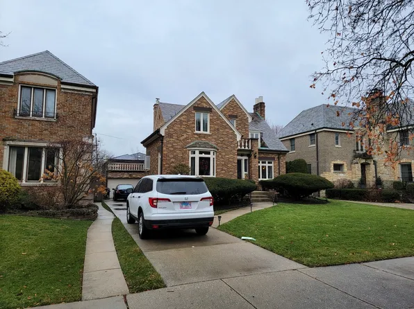 6079 N Kirkwood Ave, Chicago, IL 60646