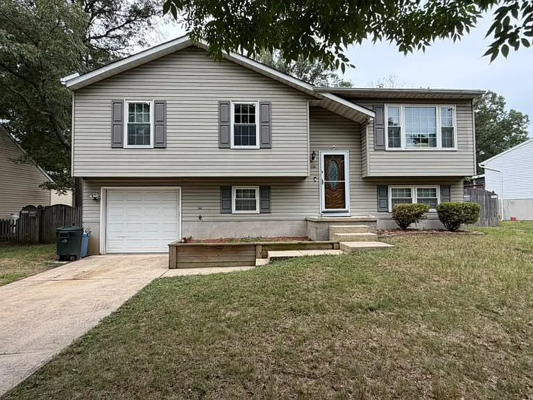 8138 Santa Fe Dr — Photo 1