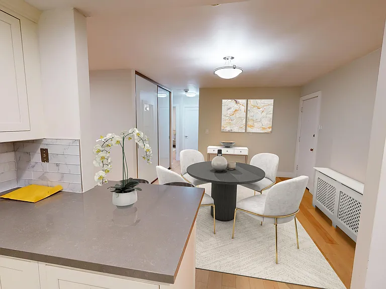1033 Crestview Dr #211 — Photo 9