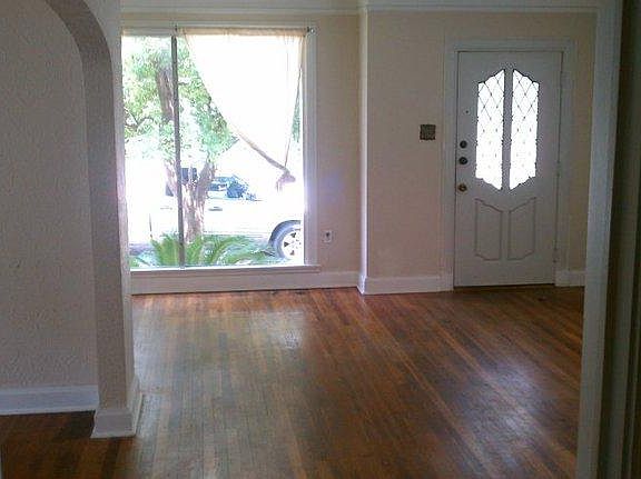 2nd image of 1519 Dante St