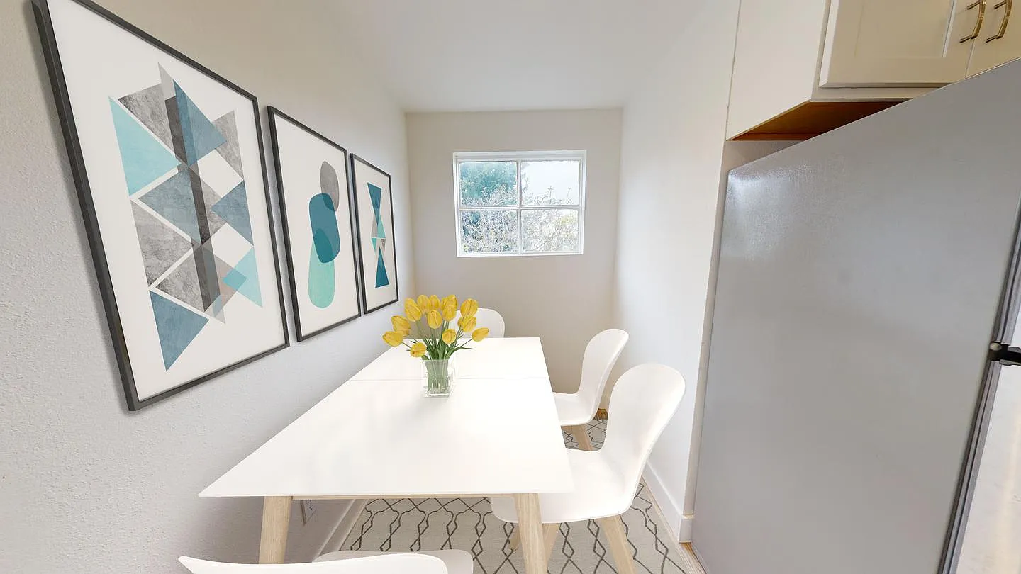 Renovated Lower Haight home with deck & fenced yard — Photo 1