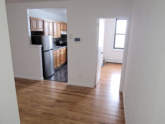 4th image of 1130 Stadium Ave #Lhh