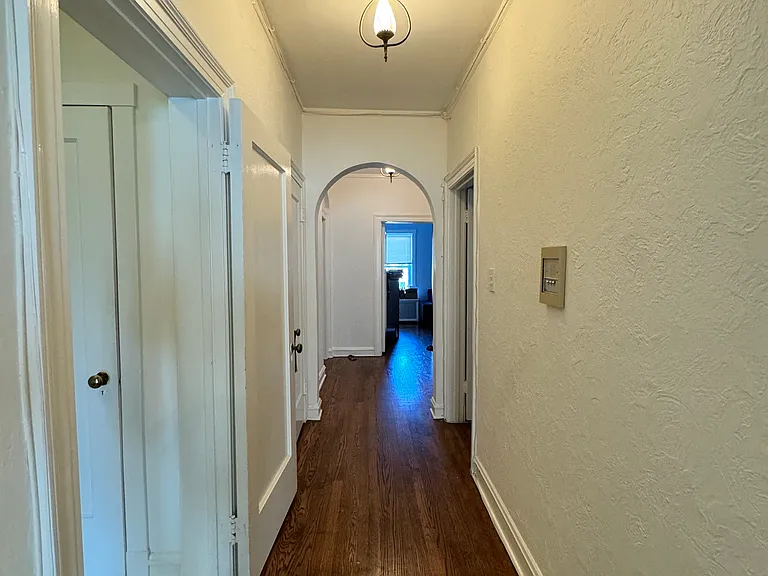 2054 W Farwell Ave #2 — Photo 5