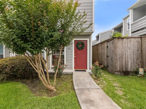 5807 Beverlyhill St APT 8, Houston, TX 77057