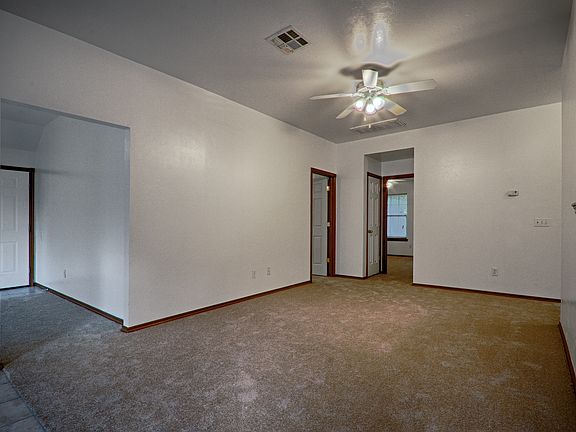 4th image of 909 NW 14th St