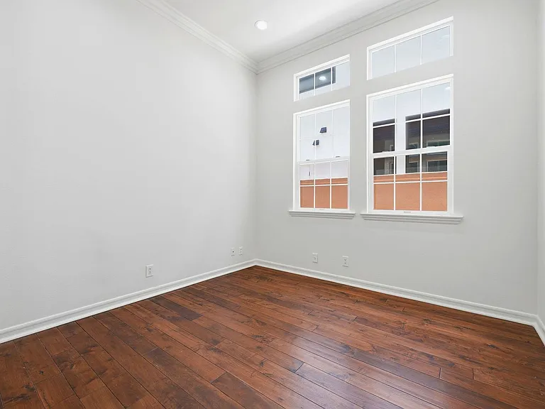 5571 Ocean Terrace Dr — Photo 20