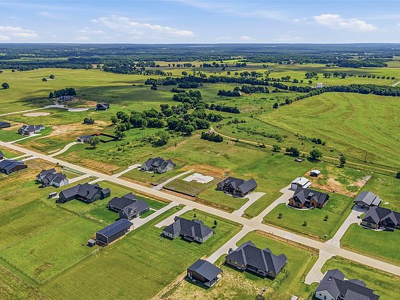 4th image of Dixie Estates Way