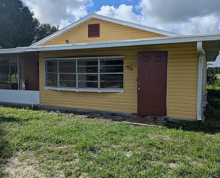 17400 Bridlewood Dr — Photo 1