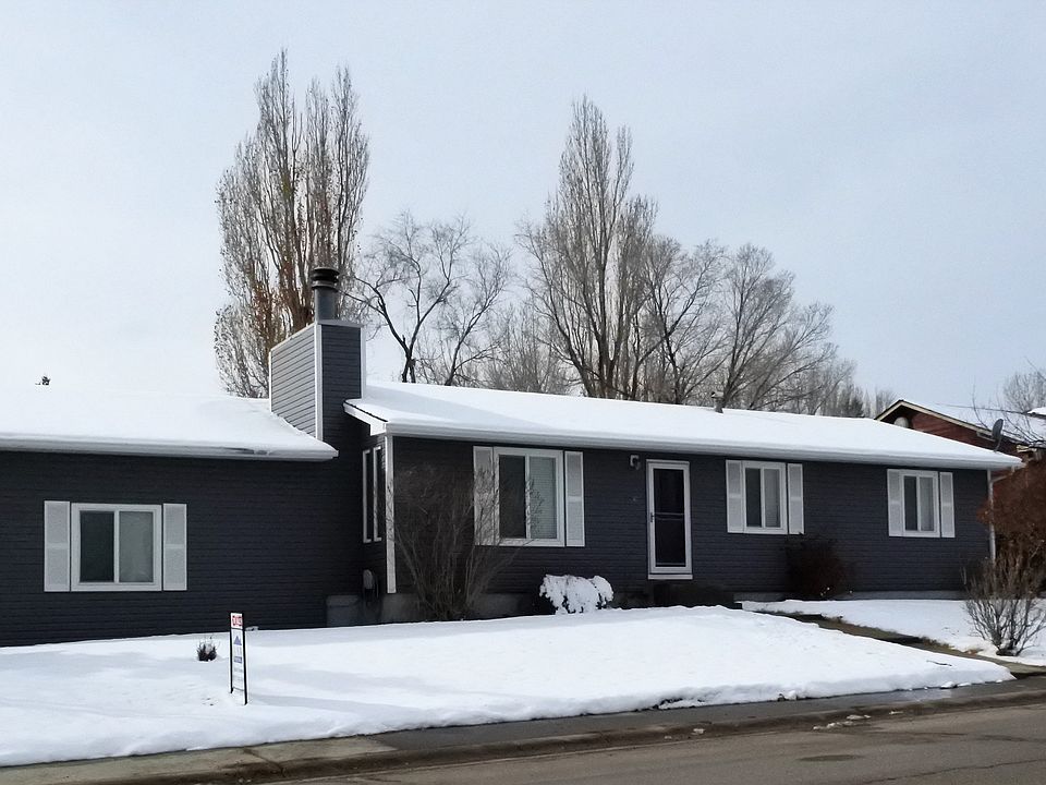 1st image of 300 Winterhawk Dr