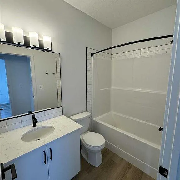 10101 105th Ave #101 — Photo 13