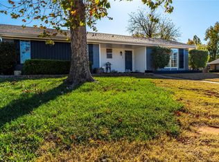 628 Saint James Pl, Yukon, OK 73099