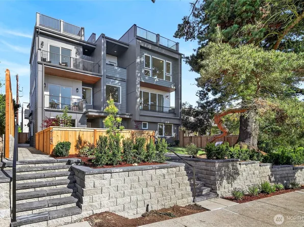 4142 44th Avenue SW, Seattle, WA 98116