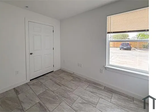 346 Ware Blvd #1102 — Photo 11