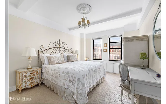 Sold by Douglas Elliman | media 18