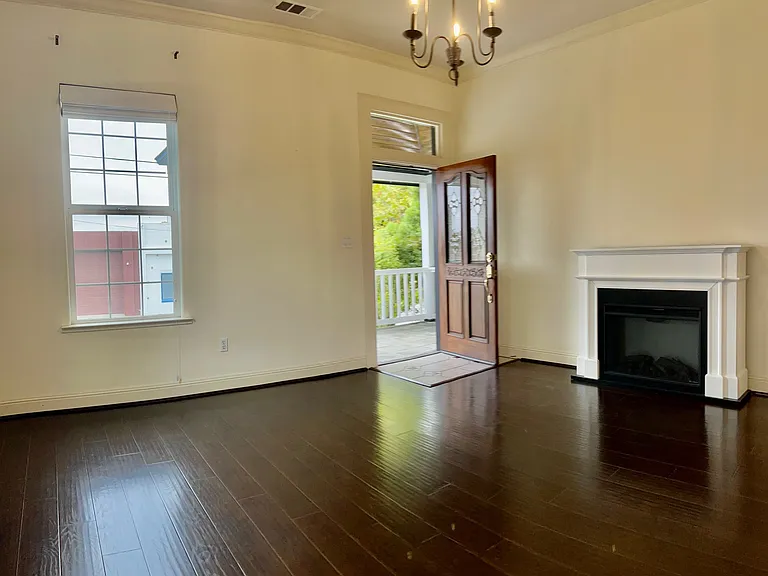 865 Vallejo St — Photo 5