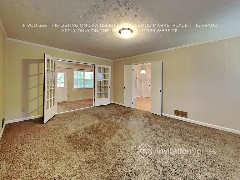 3158 Larkspur Cir — Photo 5