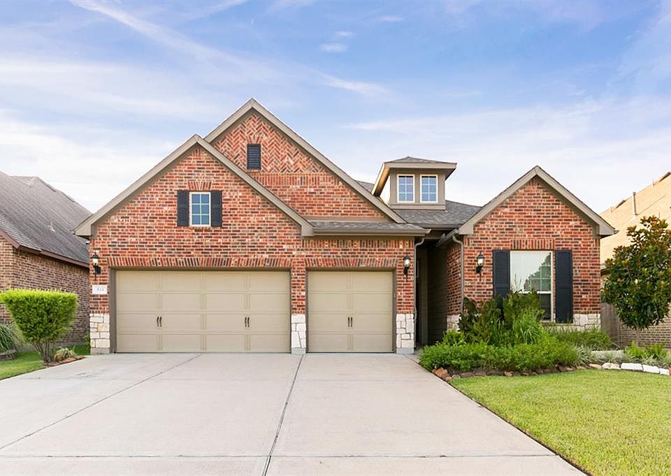 1st image of 511 Rocky Briar Ct