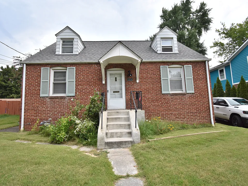 4910 Blackfoot Rd