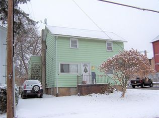 112 S Platt St, Albion, NY 14411