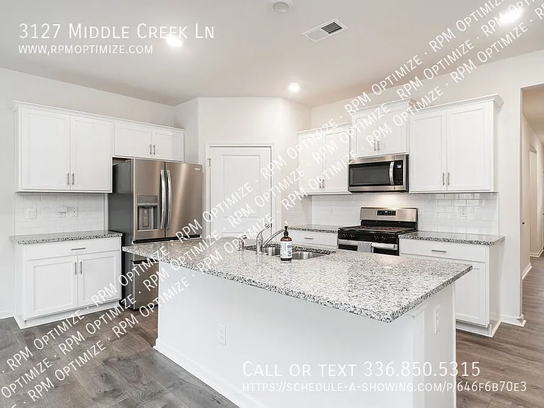 3127 Middle Creek Ln — Photo 2