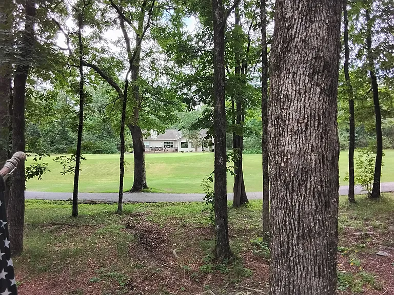 12 Indiana Cir — Photo 4