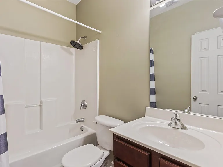 1425 Island Town Dr — Photo 20