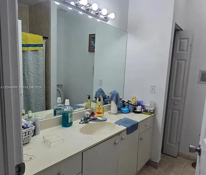 2720 NE 3rd Dr #102 — Photo 9