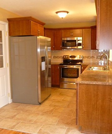 2nd image of 1522 Hayselton Dr