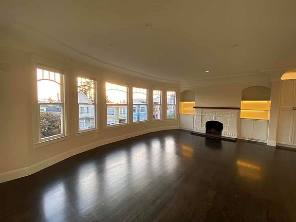 Front rm unfurnished, looking west