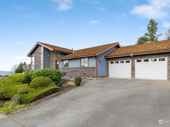 28716 11th Avenue S, Federal Way, WA 98003