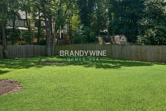 2260 Webbing Dr — Photo 16